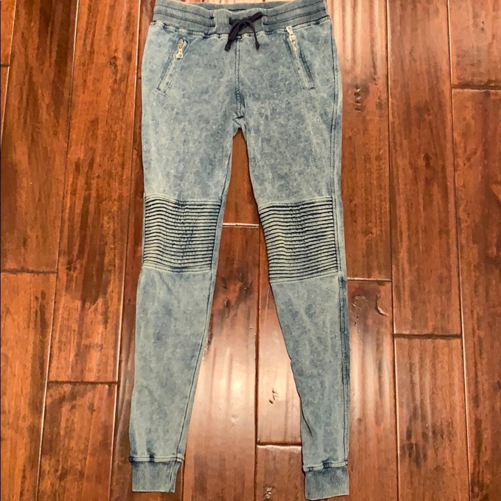 PANTS!! PRETTY SWEATS